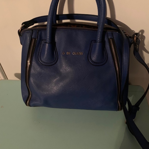 G by Guess purse - Picture 3 of 3